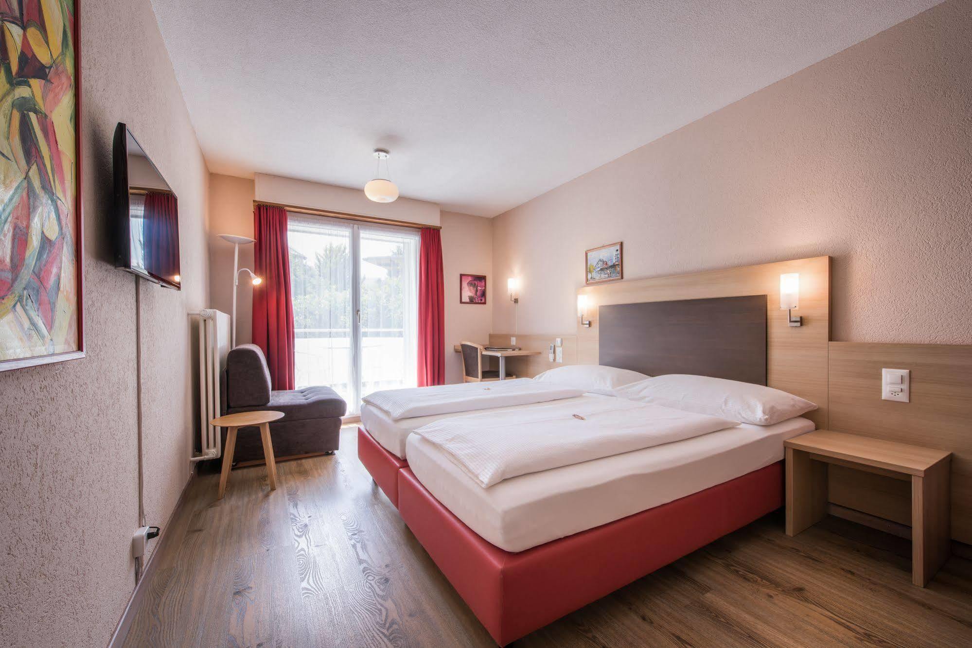 Hotel Derby Interlaken - Action & Relax Hub Kültér fotó